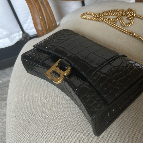 Balenciaga Black Crocodile Clutch - Picture 2 of 4